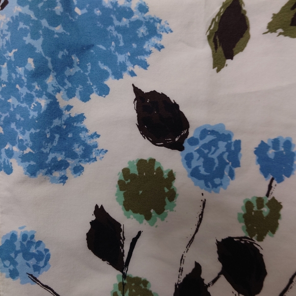 Boden Floral Skirt - Picture 5 of 6